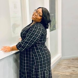 Meet your Posher, Angela